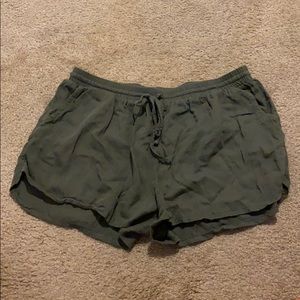 Universal Thread olive green shorts. Size large.